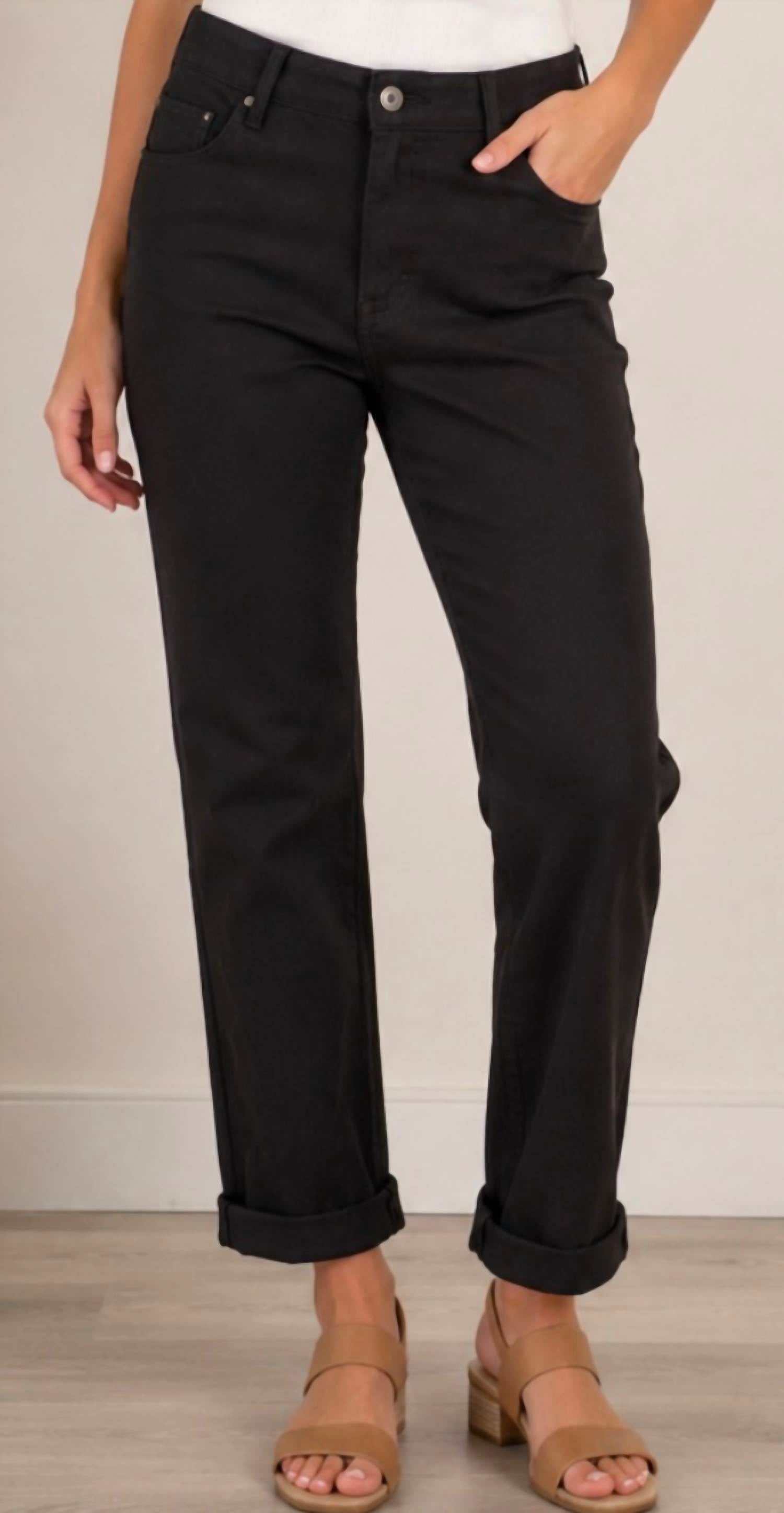 Ethyl - High-Waisted Straight Leg Jean
