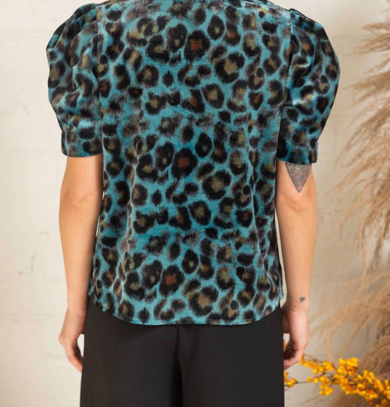Voy - Valerie Velvet Top