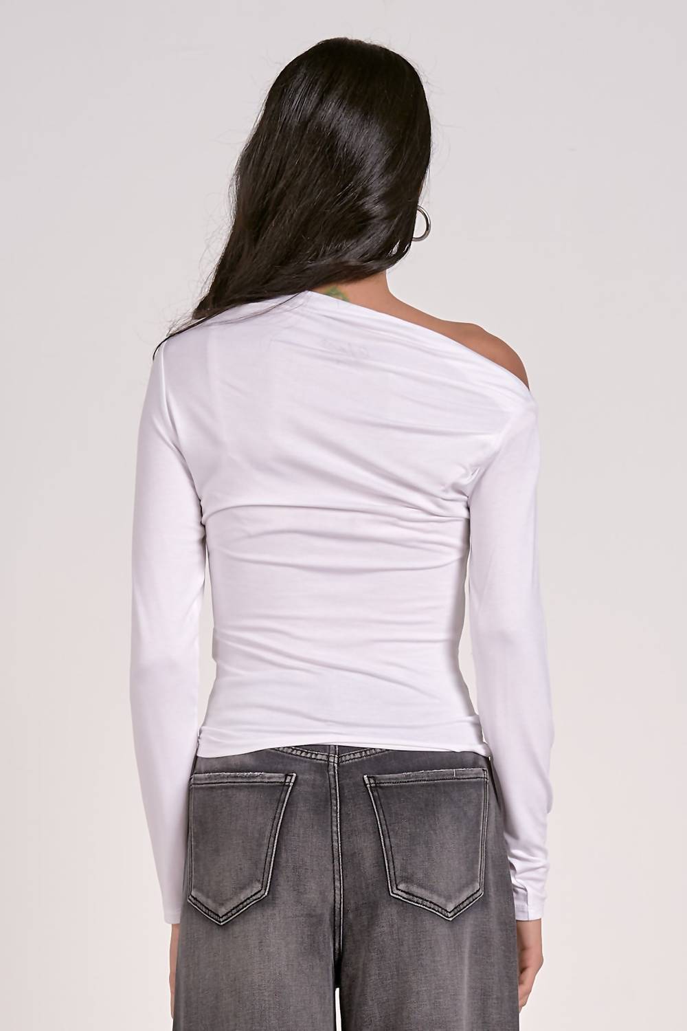 Elan - Hailey One Shoulder Top