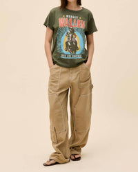 Daydreamer - Morgan Wallen Long Live Cowgirls Solo Tee