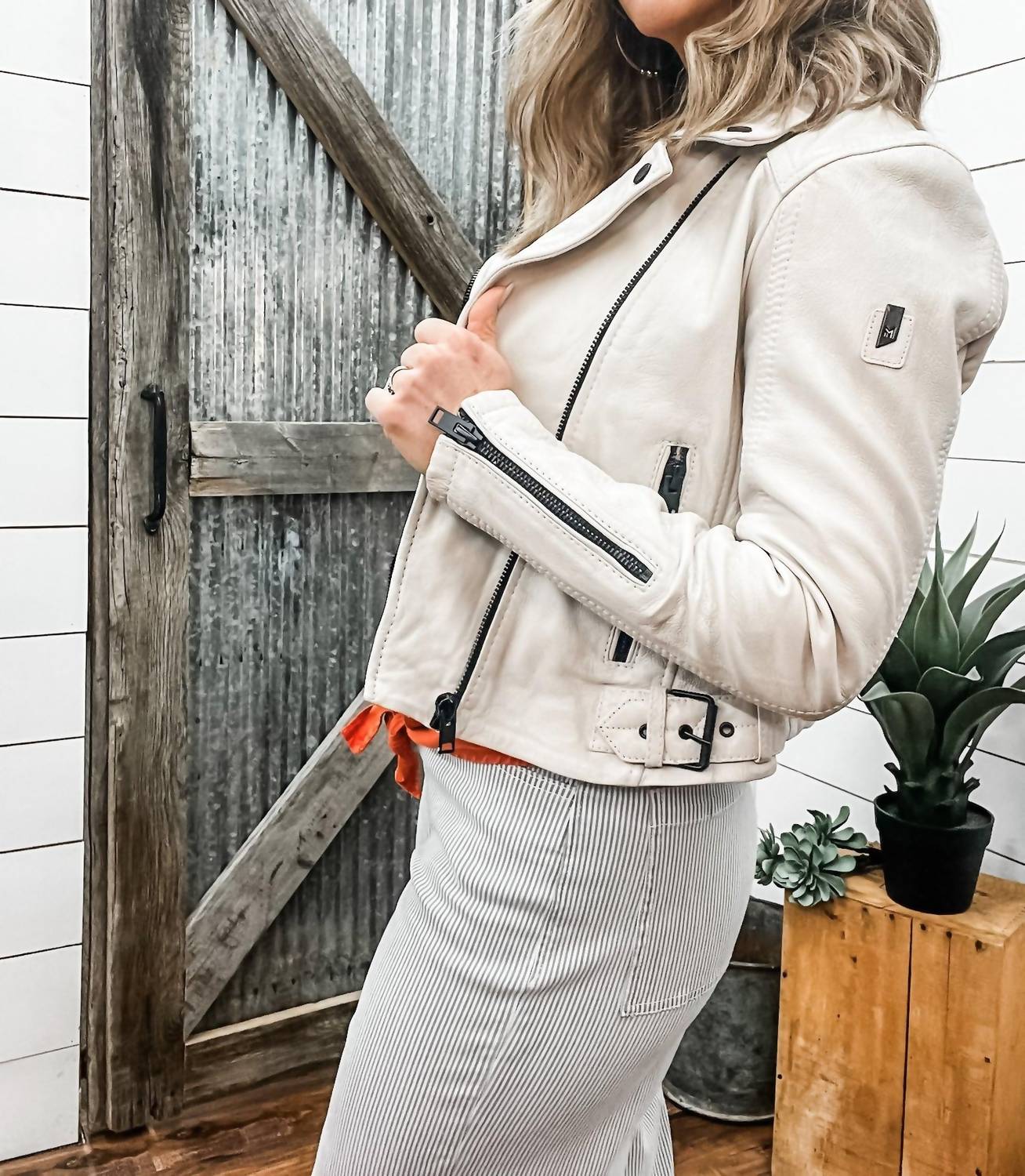 Mauritius - Bita Crop Moto Jacket