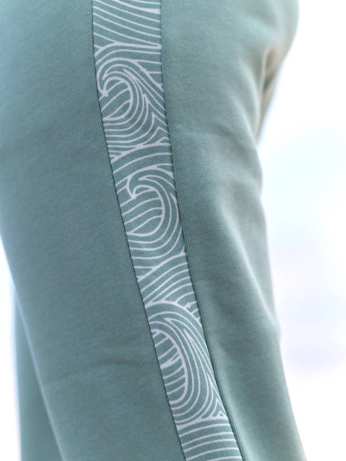 Happy Earth - Rolling Sea Jogger Pants