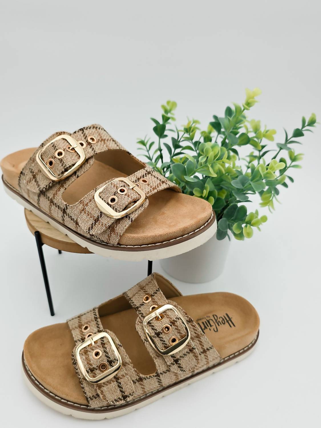 Corkys Footwear - Women's 'feelin Saucy' Slip On Sandal