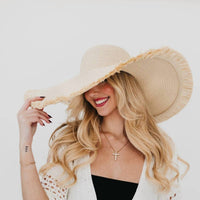 Pretty Simple - Women's Lake Shore Drive Wide Fringe Sun Hat