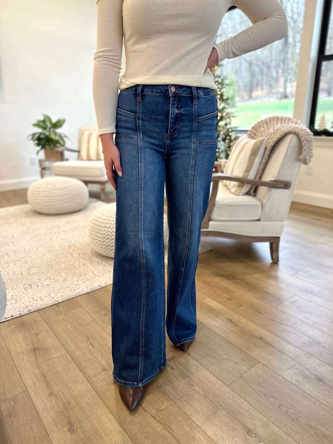 Risen - Mid Rise Front Patch Pockets Wide Jeans