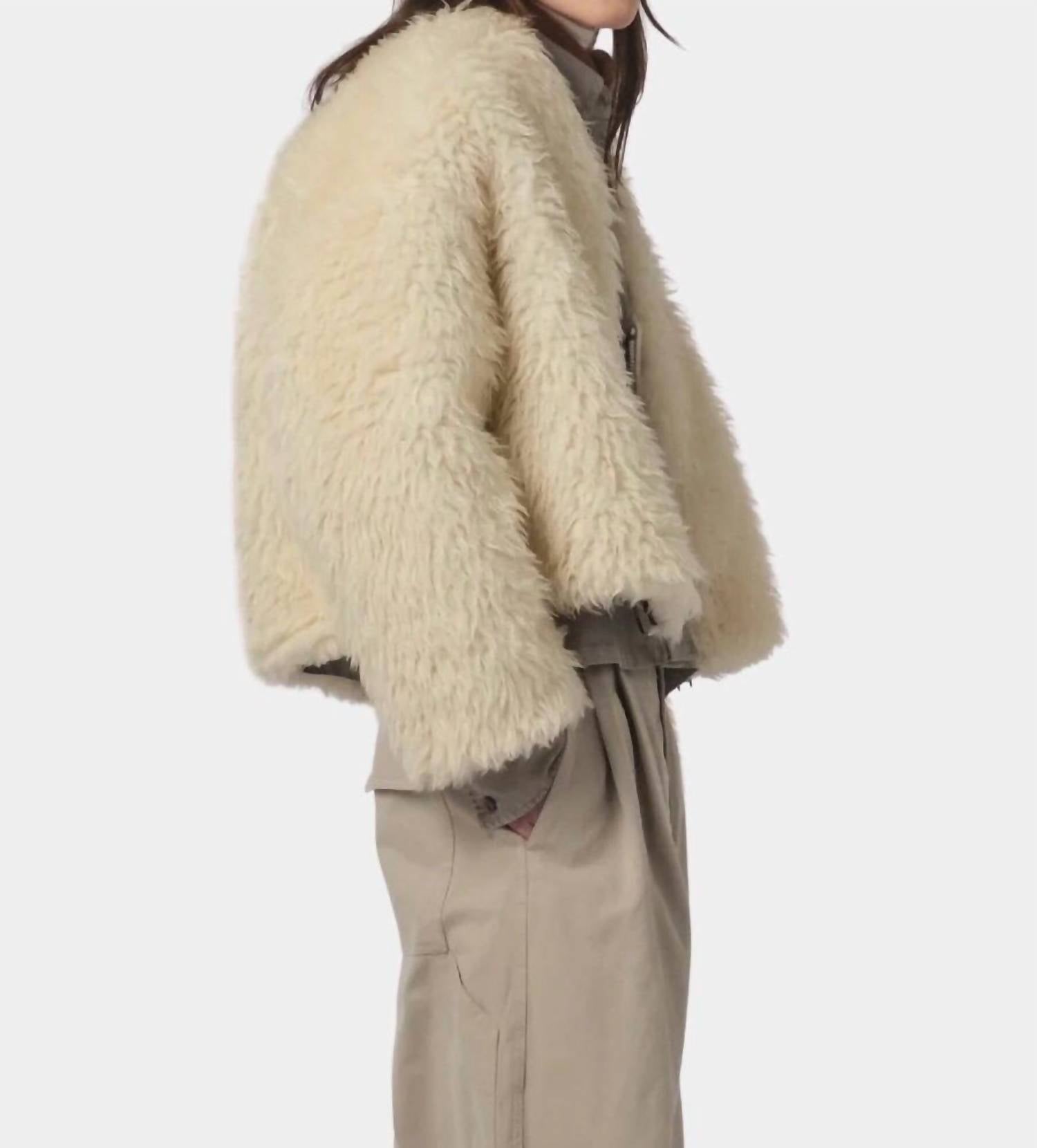 Girls Of Dust - Shetland Alaska Fluff Jacket