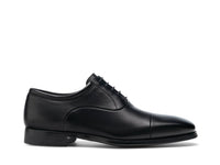 Magnanni Men's Federico Cap Toe Oxford Shoes in black - men's shoe - detail view