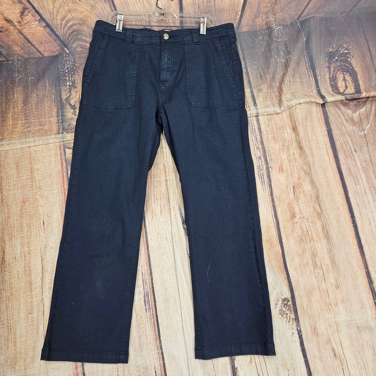 Aventura Women's Landis Crop Pant in black - women's pants - detail view