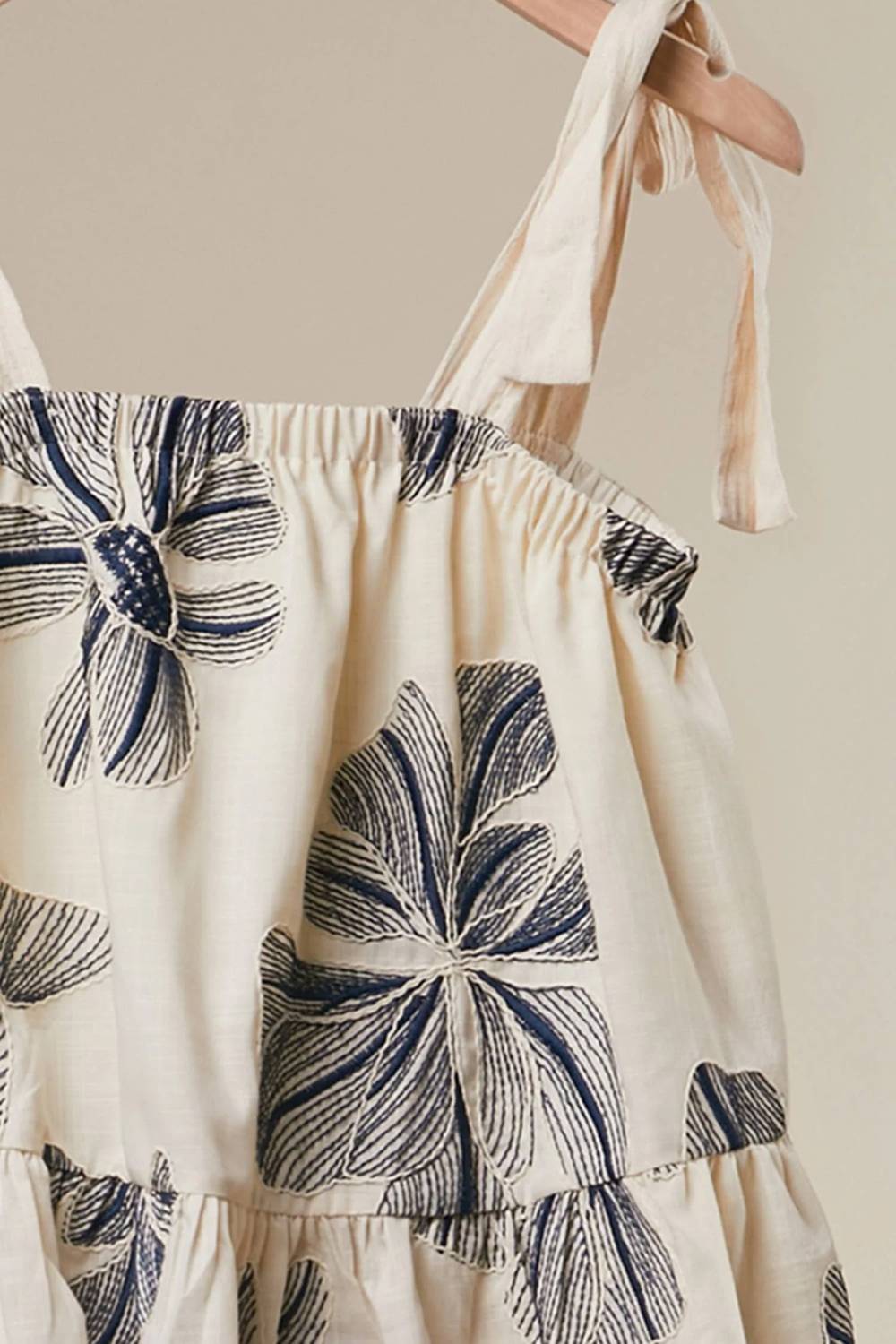 Mello - Women's Floral Print Tie-shoulder Tiered Top