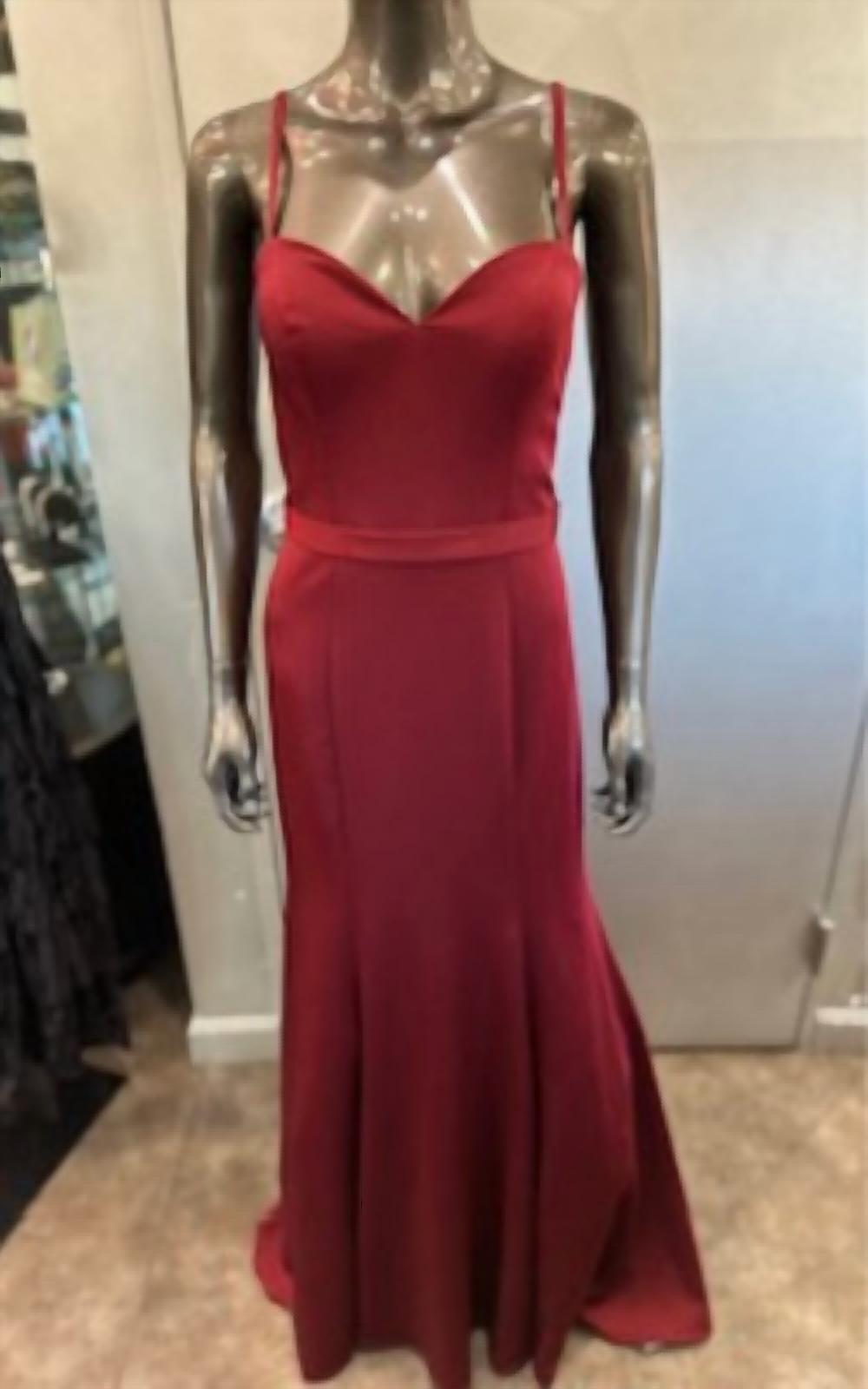 Dave & Johnny - Women's Spaghetti Strap gown