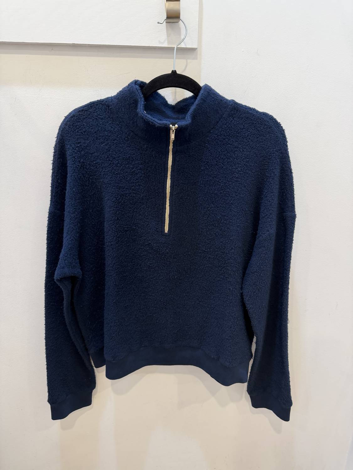 Monrow - WOMEN'S TEDDY FLEECE HALF ZIP TOP