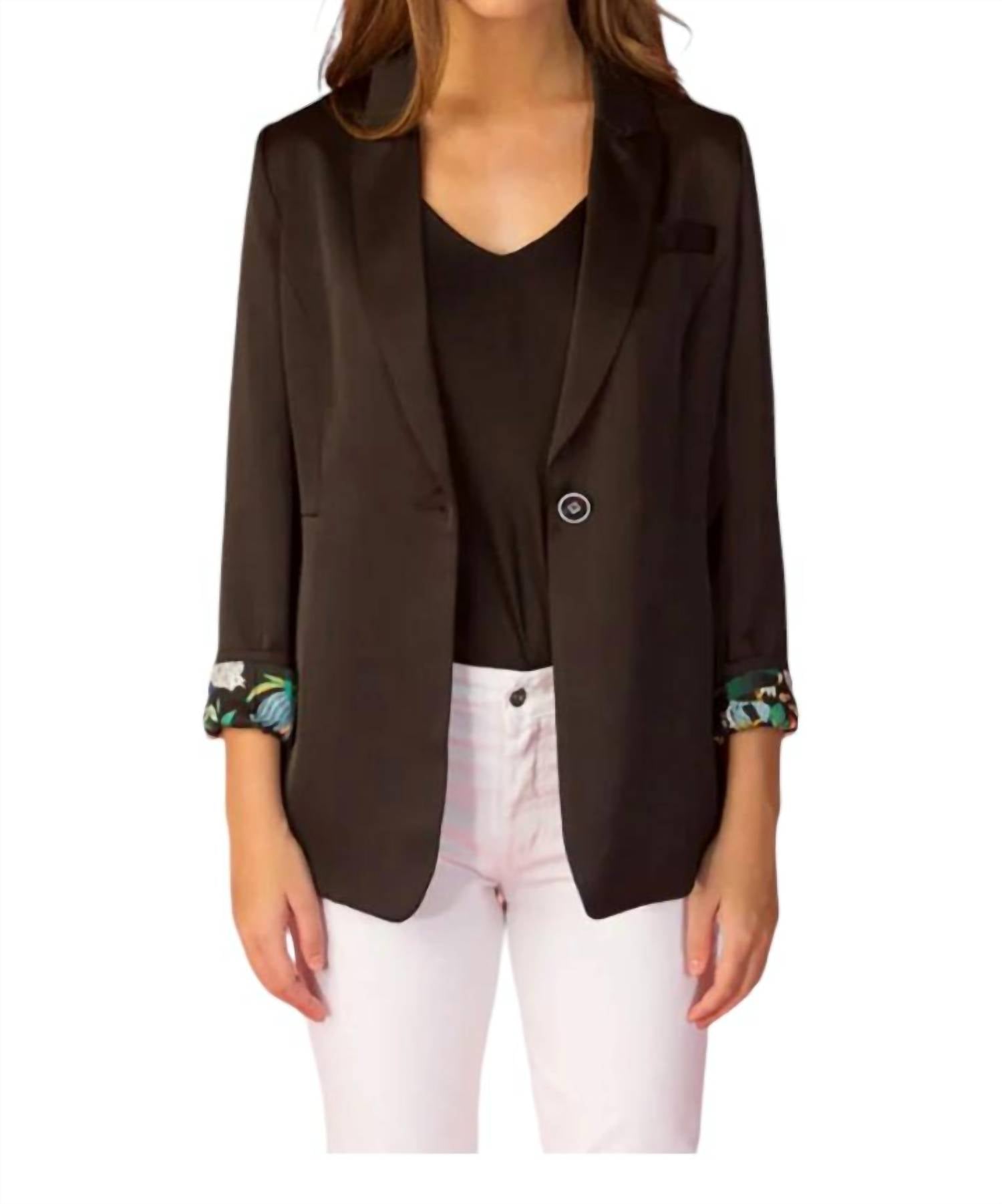 Jessie Liu - Notched Collar Jacket