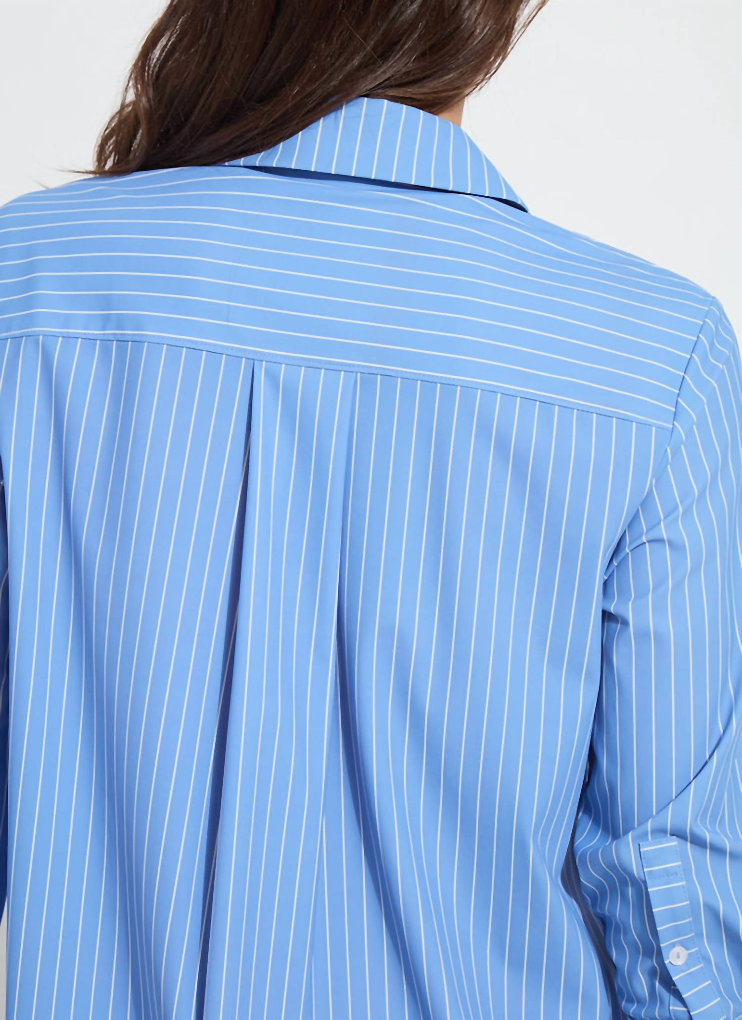 Lysse - 3/4 Sleeve Cropped Schiffler Shirt