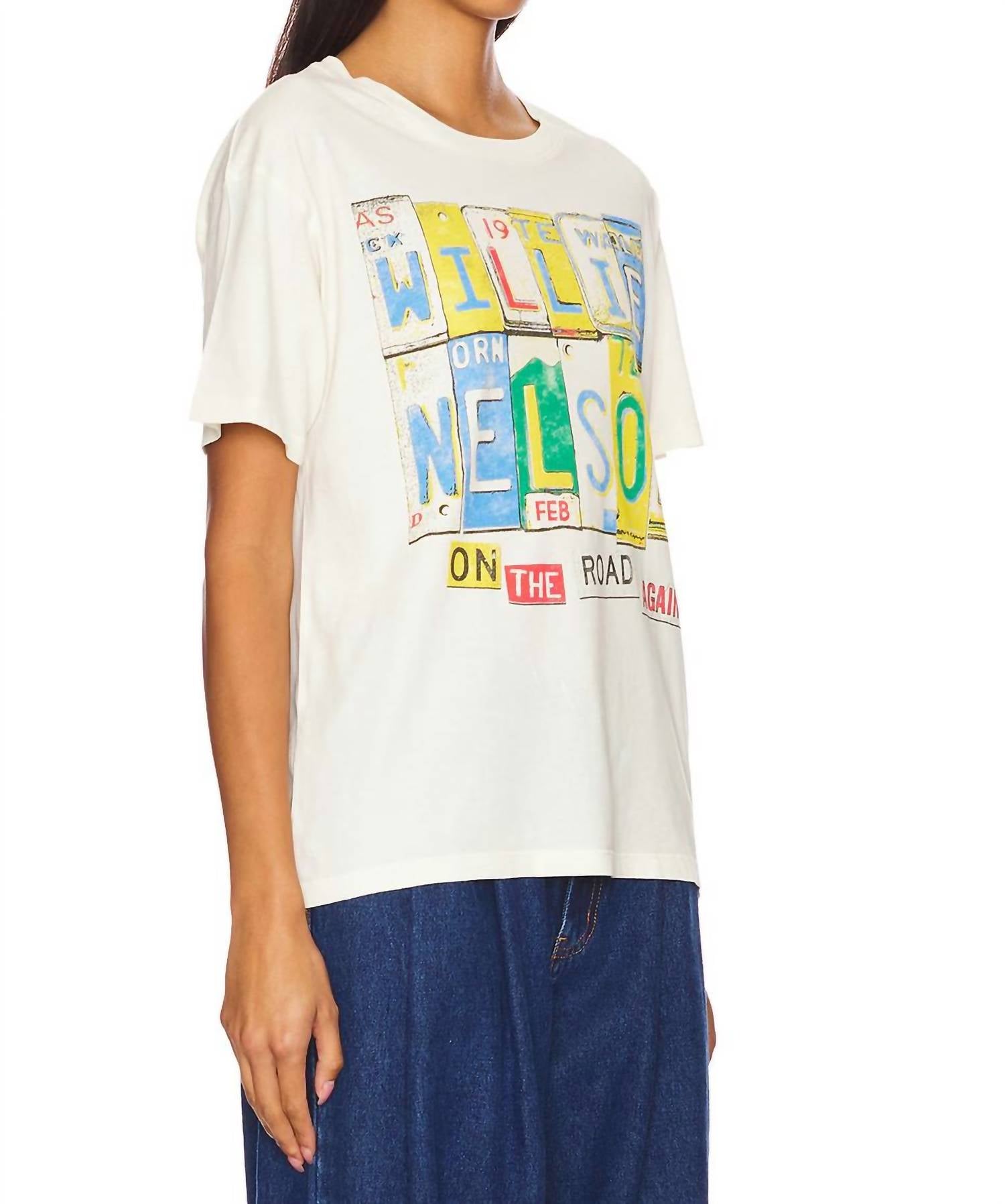 Daydreamer - Willie Neslon On The Road Again Boyfriend Tee
