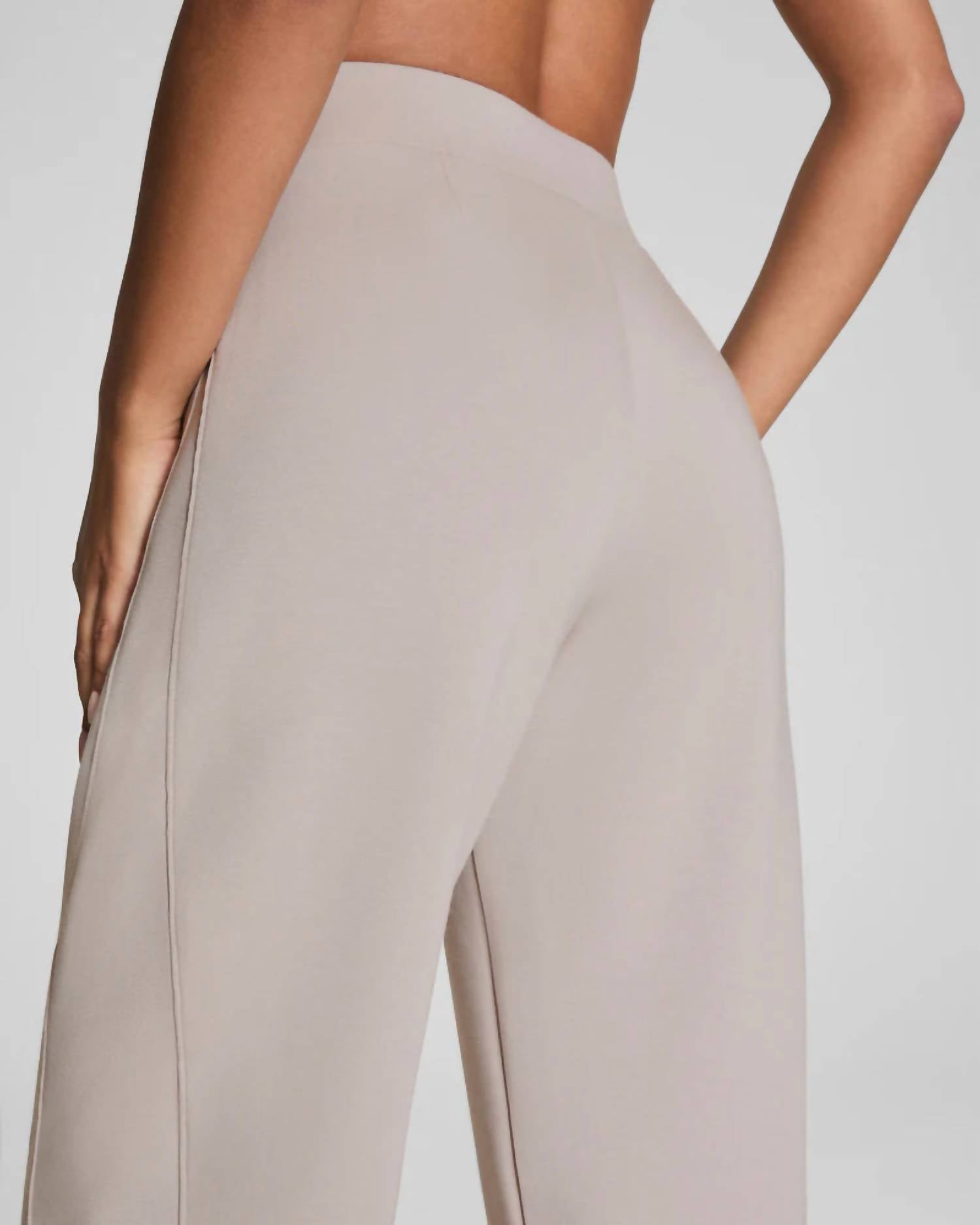 Spanx - Airessentials Barrel Leg Pants