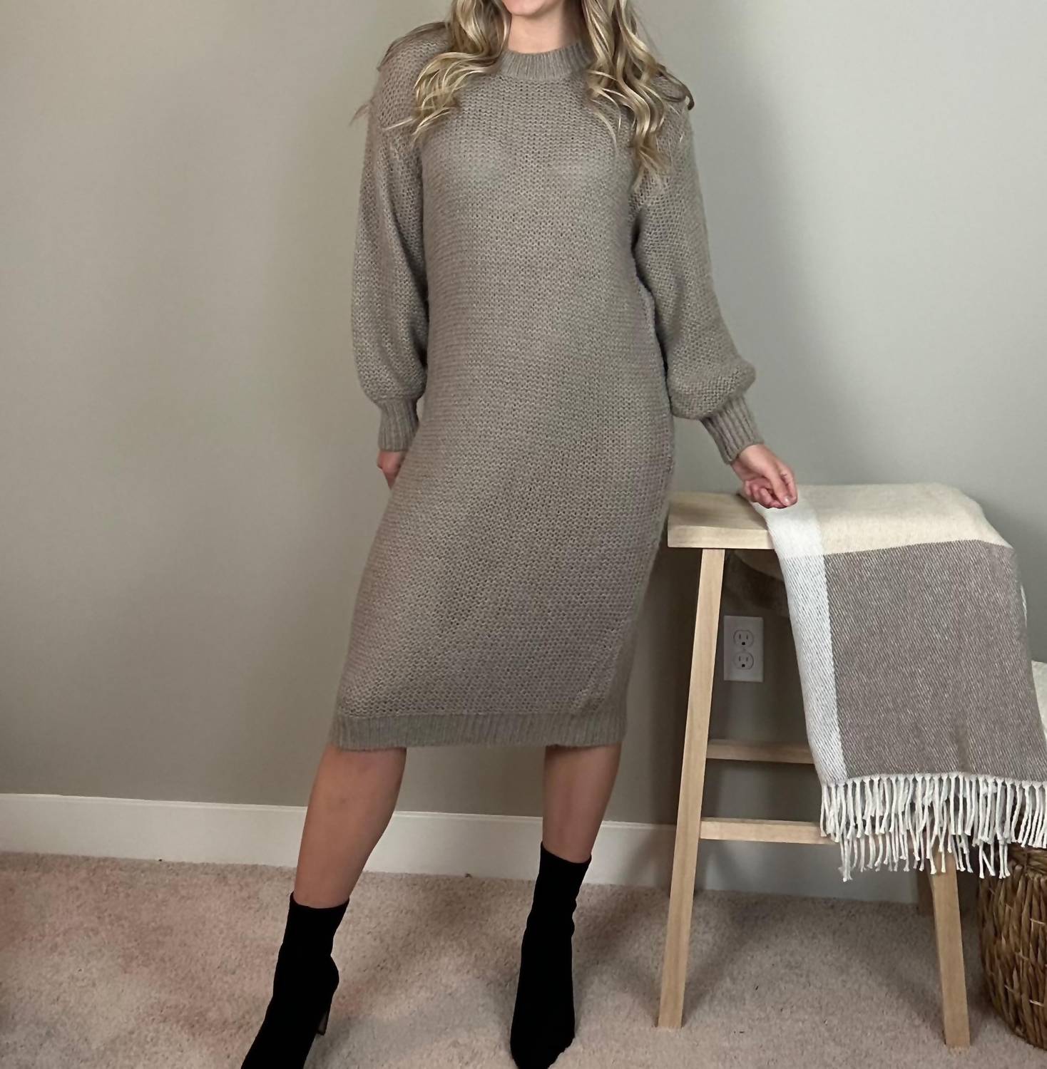 Bluivy - MANDY SWEATER DRESS