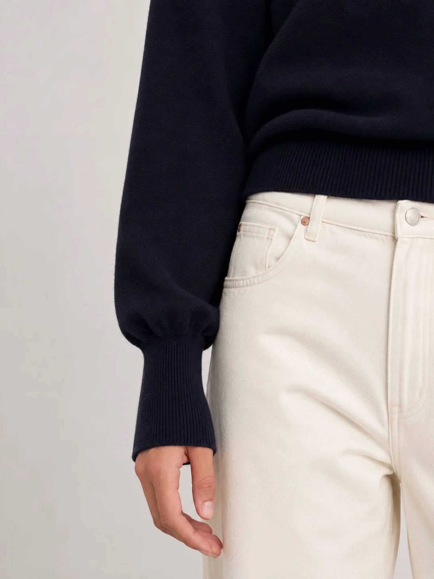 Allude - Long Sleeve Crew Neck Sweater