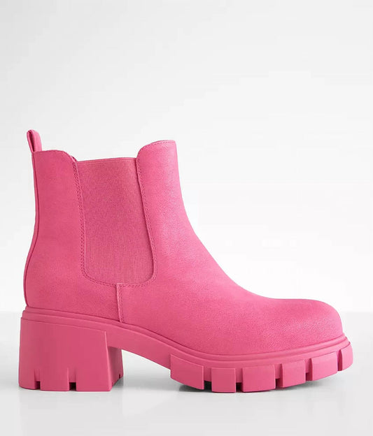 Mia - Women's Ivy Lug Bootie - Medium