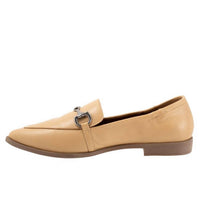 Bueno - Women's Bowie Pointed-toe Flat