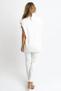 Karlie - Sleeveless Turtleneck Sweater
