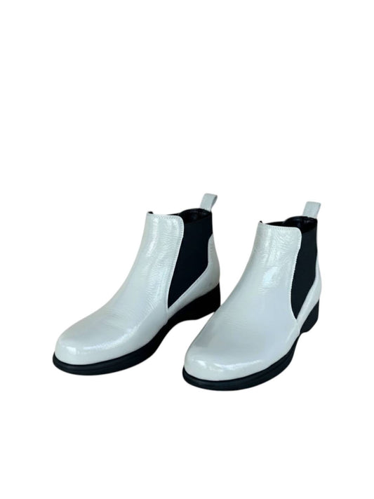 Saydo - Women's Aloe Chelsea Boot