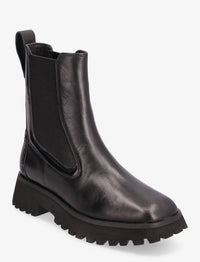 Clarks - Women’s Stayso Rise Boots