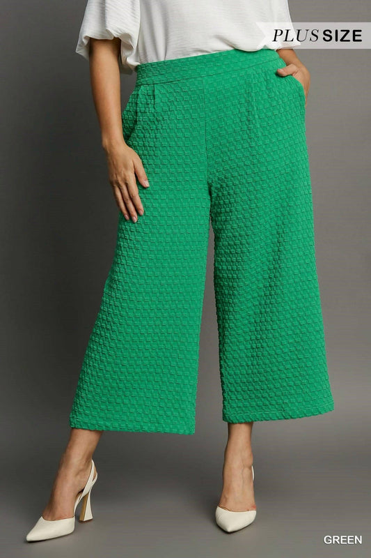 Umgee - Textured Cropped Pants - Plus