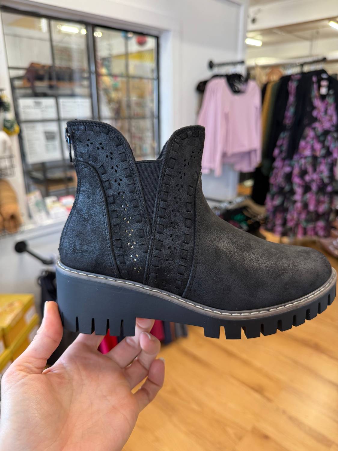 Very G - Women's Aryana Ankle Boots