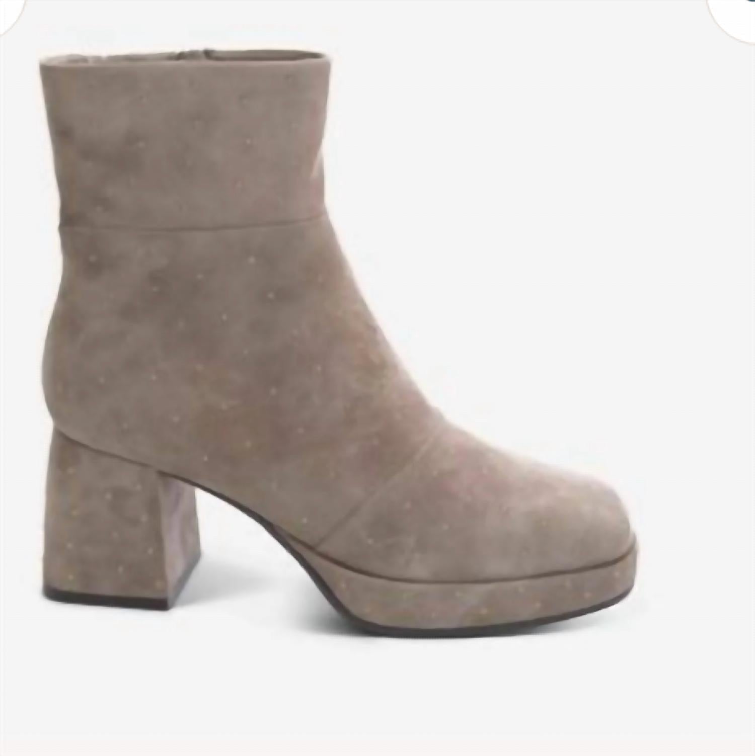 Vaneli - Women's Vava Booties