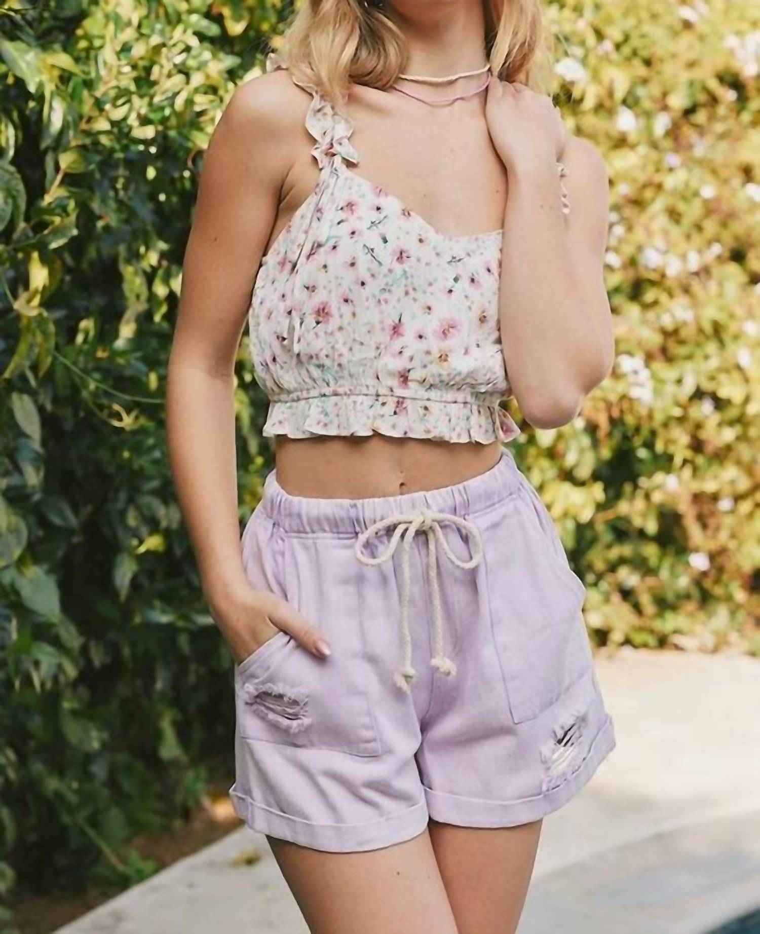 Idem Ditto - Floral Ribbon Detail Ruffle Shoulder Top