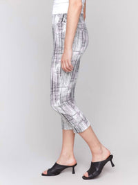 Charlie B - Geo Printed Pull On Capri Pant