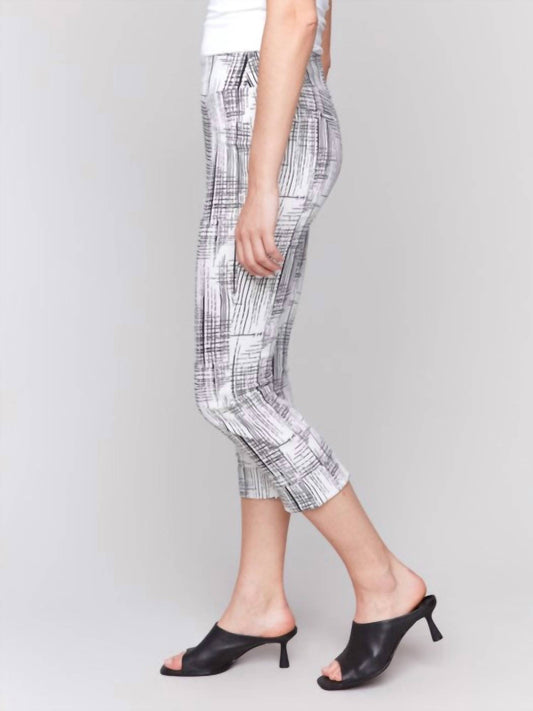 Charlie B - Geo Printed Pull On Capri Pant