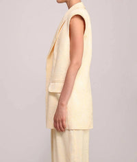 Sabina Musayev - Rian Vest