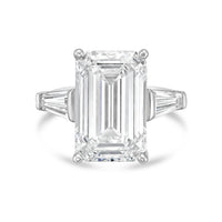 Diana M Jewels - Women's Emerald & Baguette Lab-Grown Diamond Fashion Ring (6.00 Ct) - Elegant