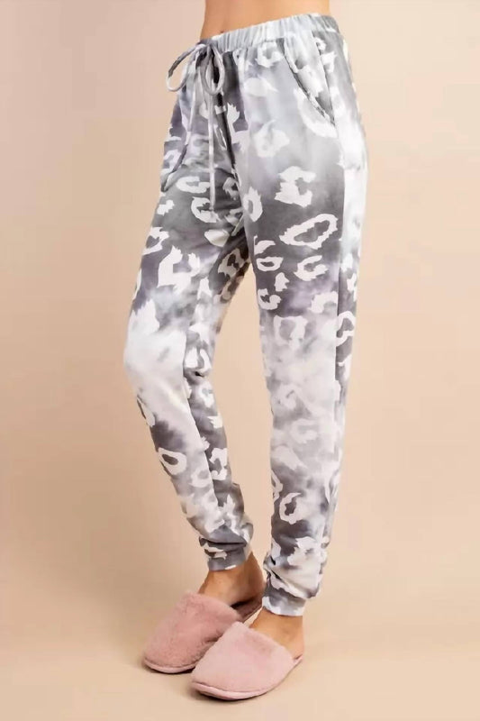 143 Story - Leopard Lounge Jogger Pants (plus)