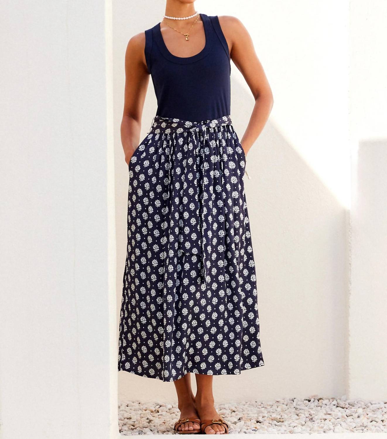 Fifteen Twenty - Women's Contrast Belted Midi Dress