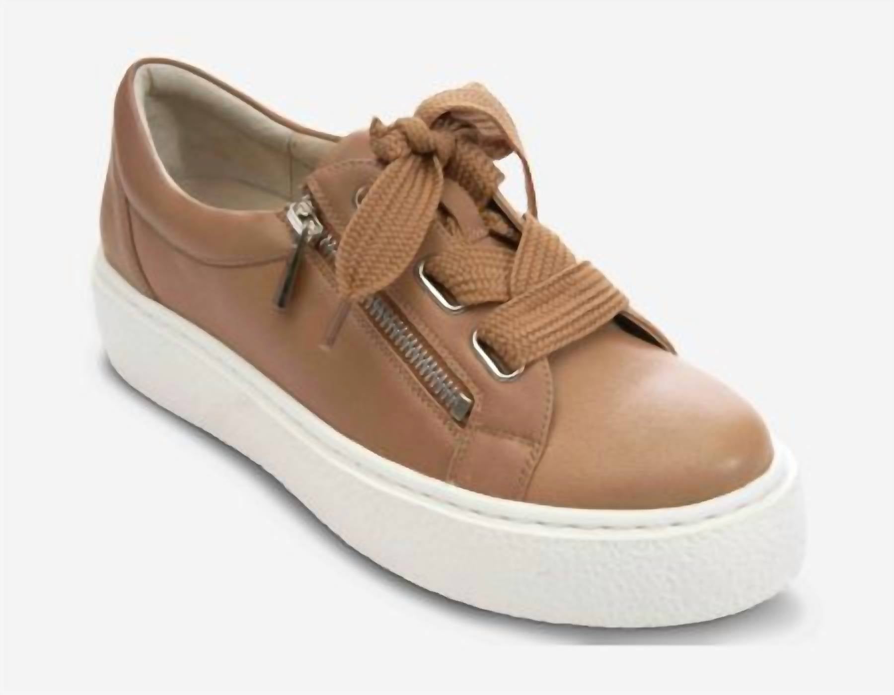 Vaneli - Women's Yucel Sneaker