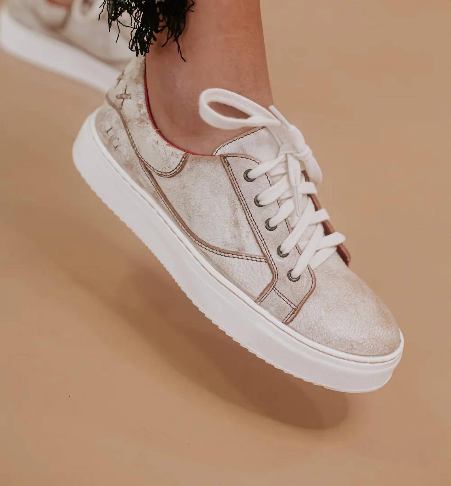 Bedstu - Women's Azeli Sneaker