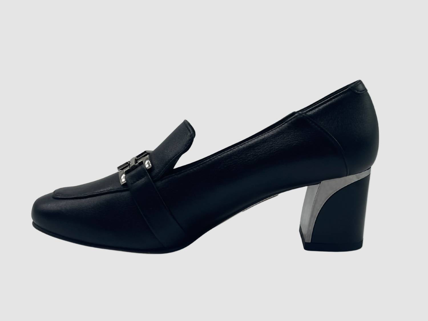 Aga - Women's Mila Leather Pumps