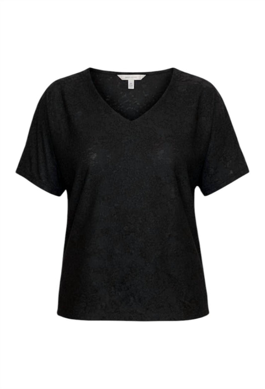 Ethyl - Textured V-neck Tee
