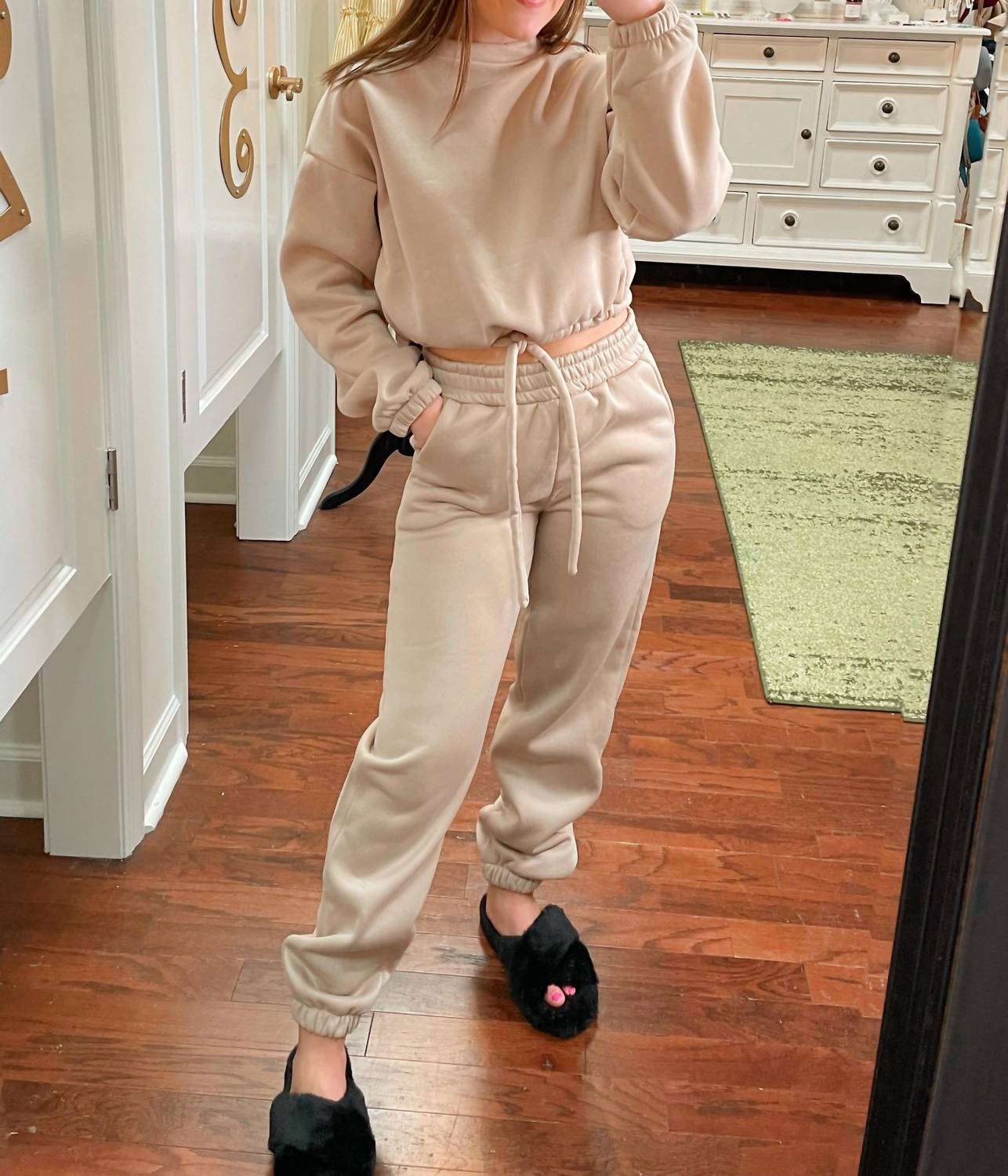 Oneleven - Cropped Pullover And Sweatpants Set