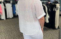 Renuar - V-neck Collared Blouse With Crocheted Back
