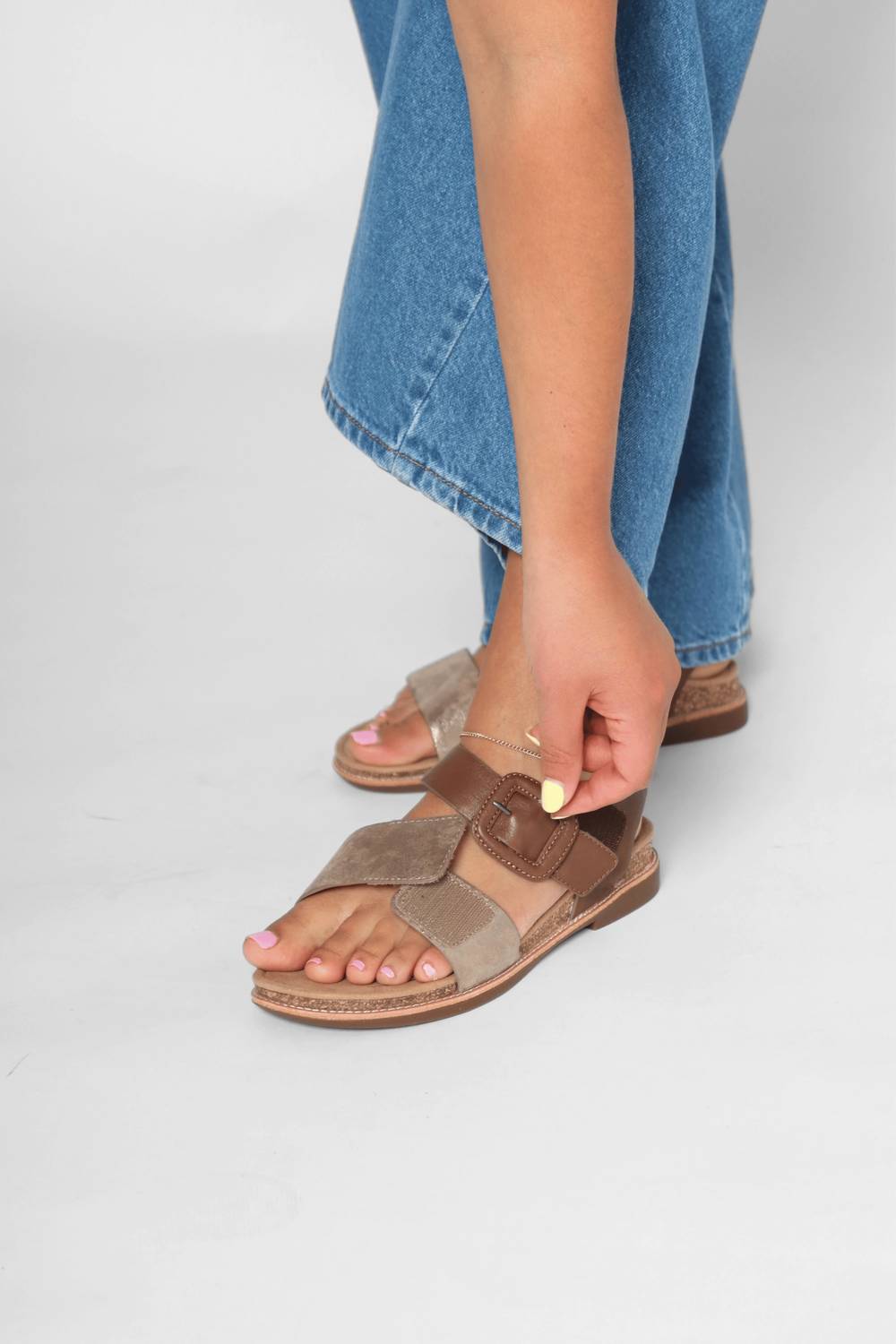 Aetrex - Women's Claire Quarter Strap Sandal