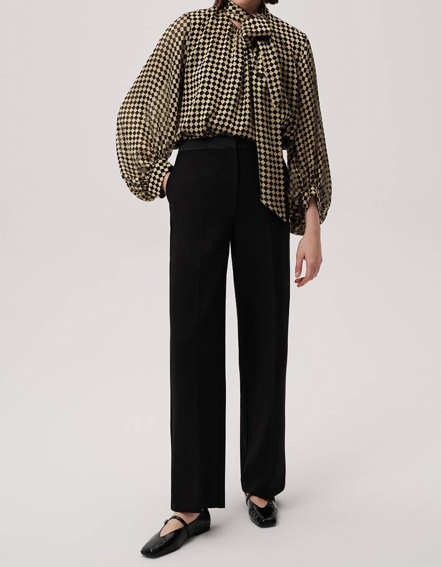 Exquise - Daina Balloon Sleeve Blouse