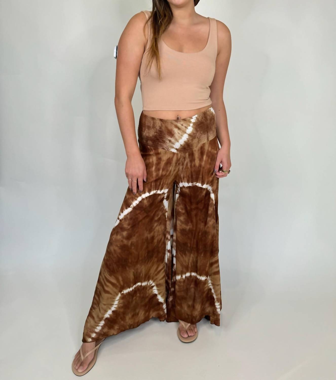 Khush - Ava Pant