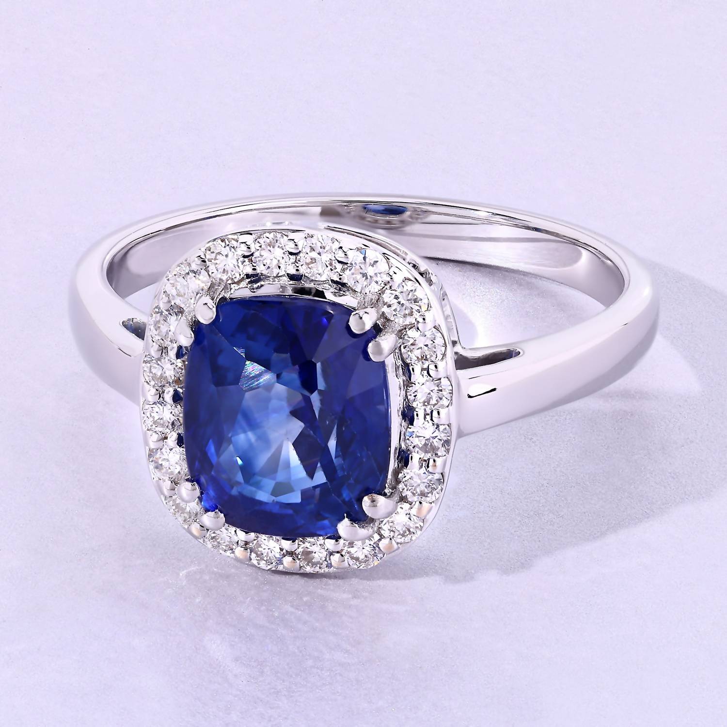 Diana M Jewels Women's Cushion Natural Sapphire Fashion Ring (2.95 Ct) - Signature in 18k white gold - women's jewelry - detail view