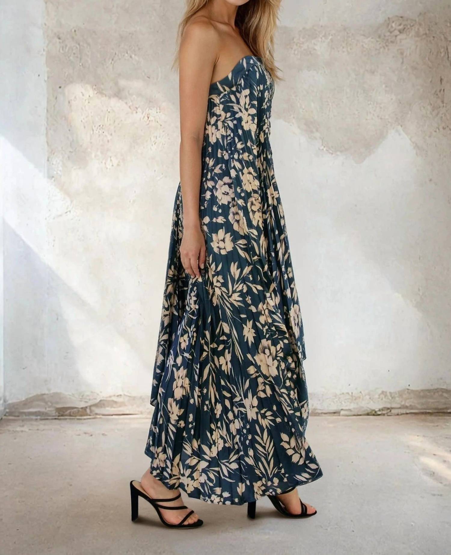 Dress Forum - Yaneth Floral Asymmetrical Maxi Dress