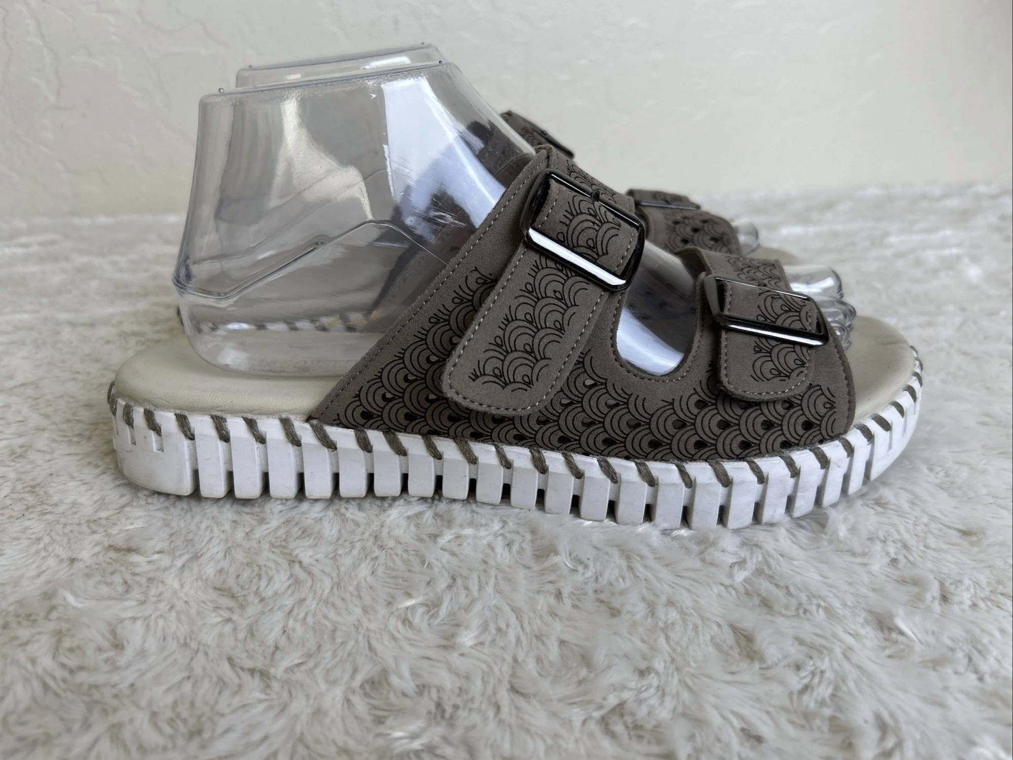 Ilse Jacobsen Women's Tulip 1176 Sandal in falcon - women's sandal - detail view