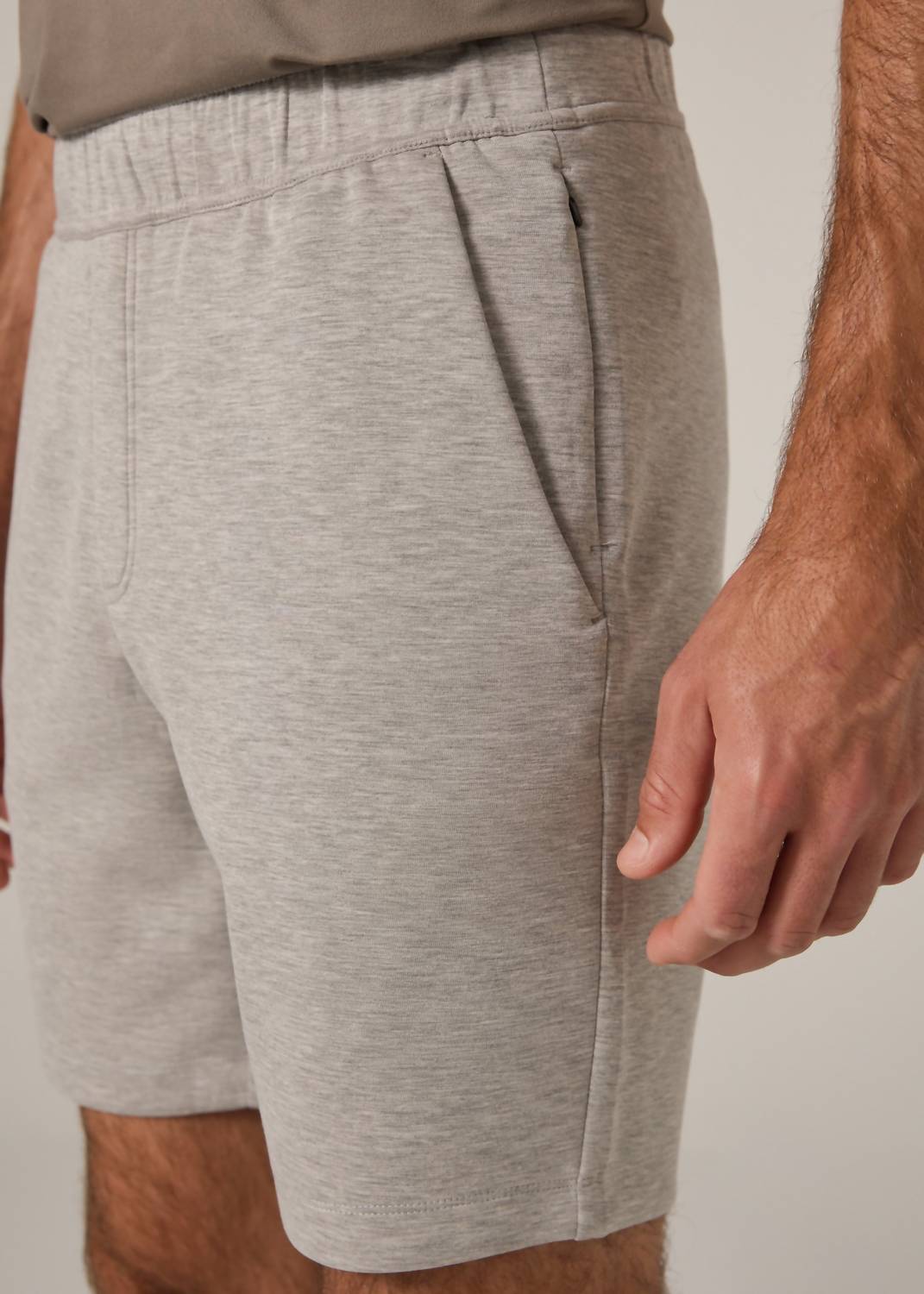 7Diamonds - Rev Classic 8" Short