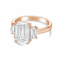 Diana M Jewels - Women's Emerald Lab-Grown Diamond Ring (5.00 Ct) - Statement